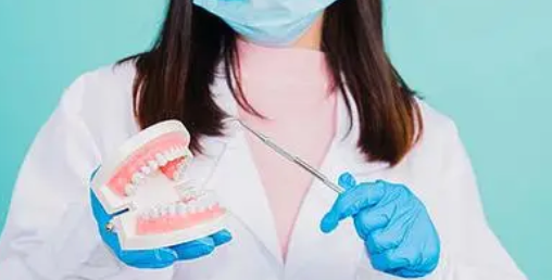 How to prevent and treat tooth hypensensitivity,see here